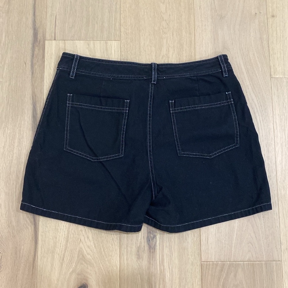 Aritzia | “Community” Black Cotton Shorts 🖤 - Picture 2 of 5